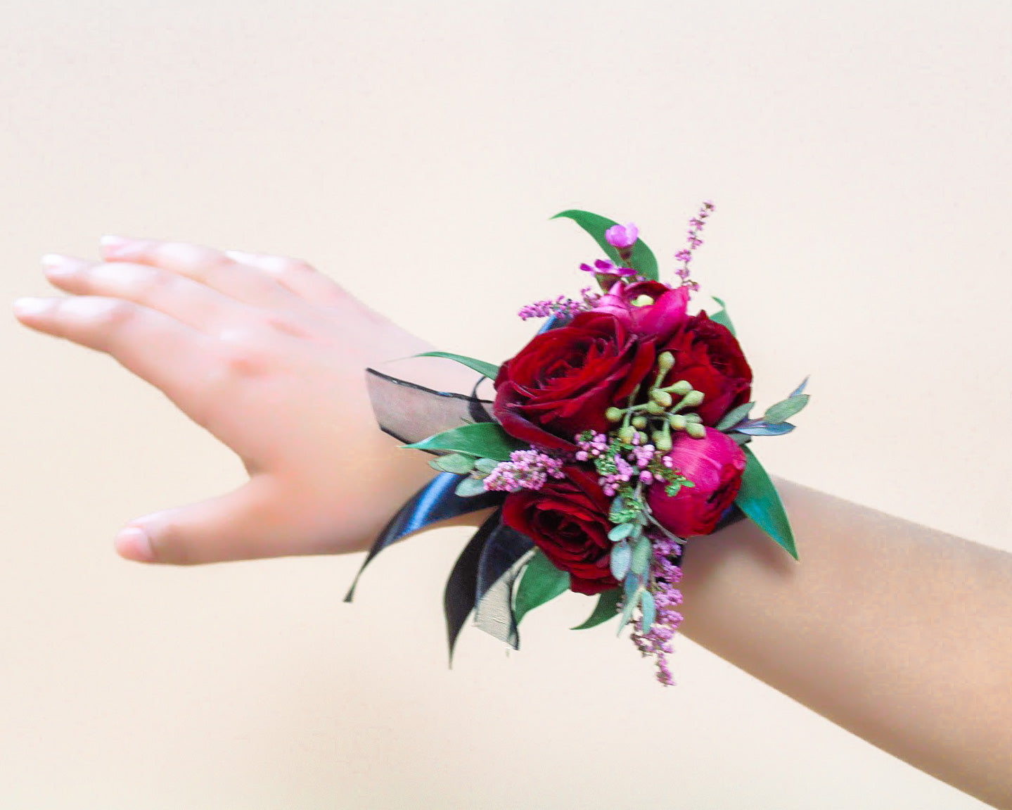 Wrist Corsage – GALLERY FLOWERS