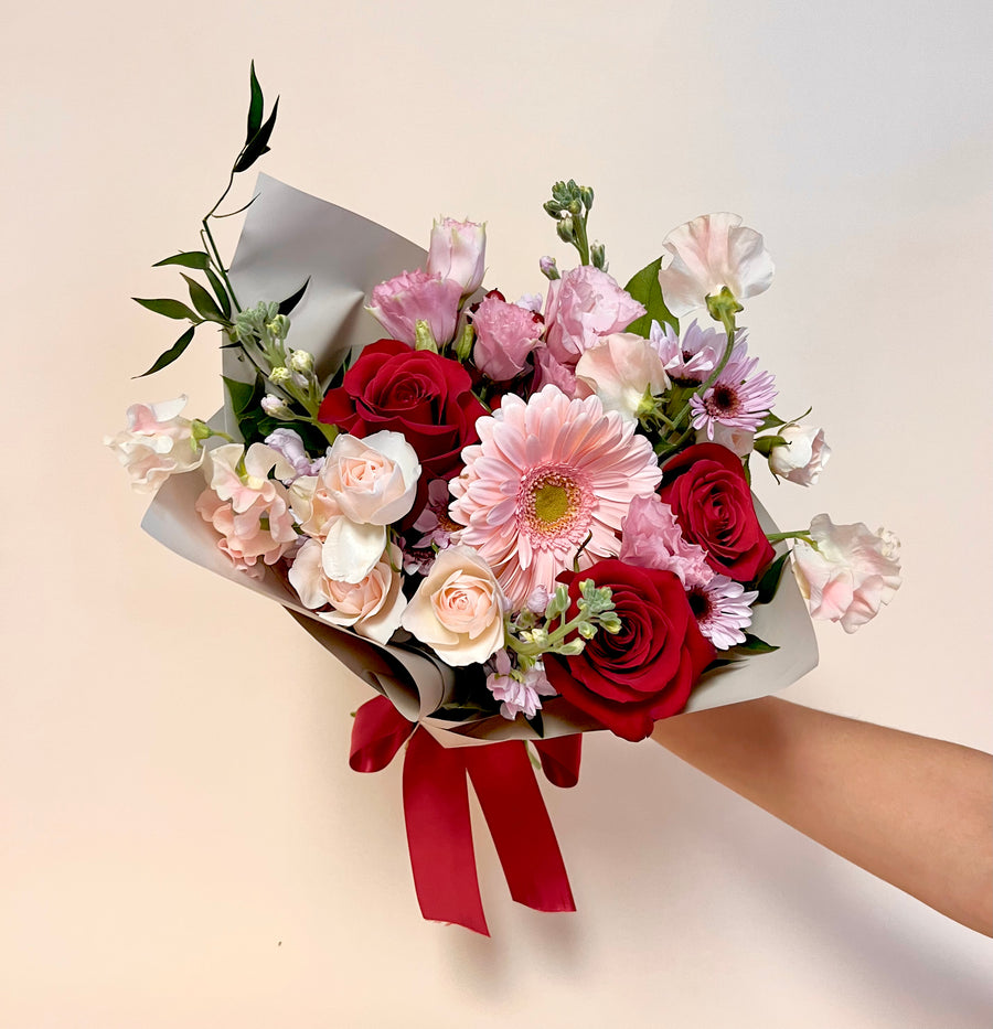 Valentine’s Day Flower Wrap- Medium